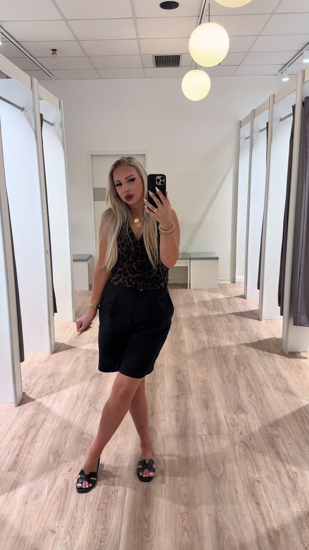 @SimplyChic