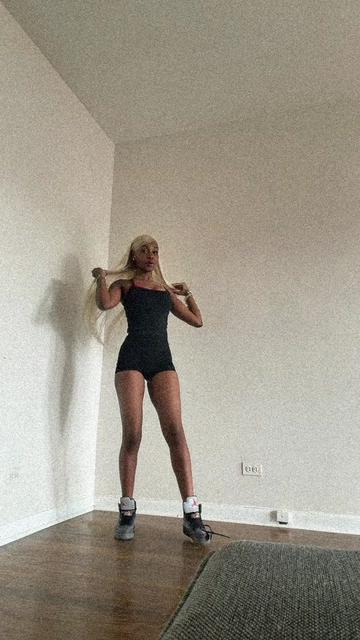 @Gravon_