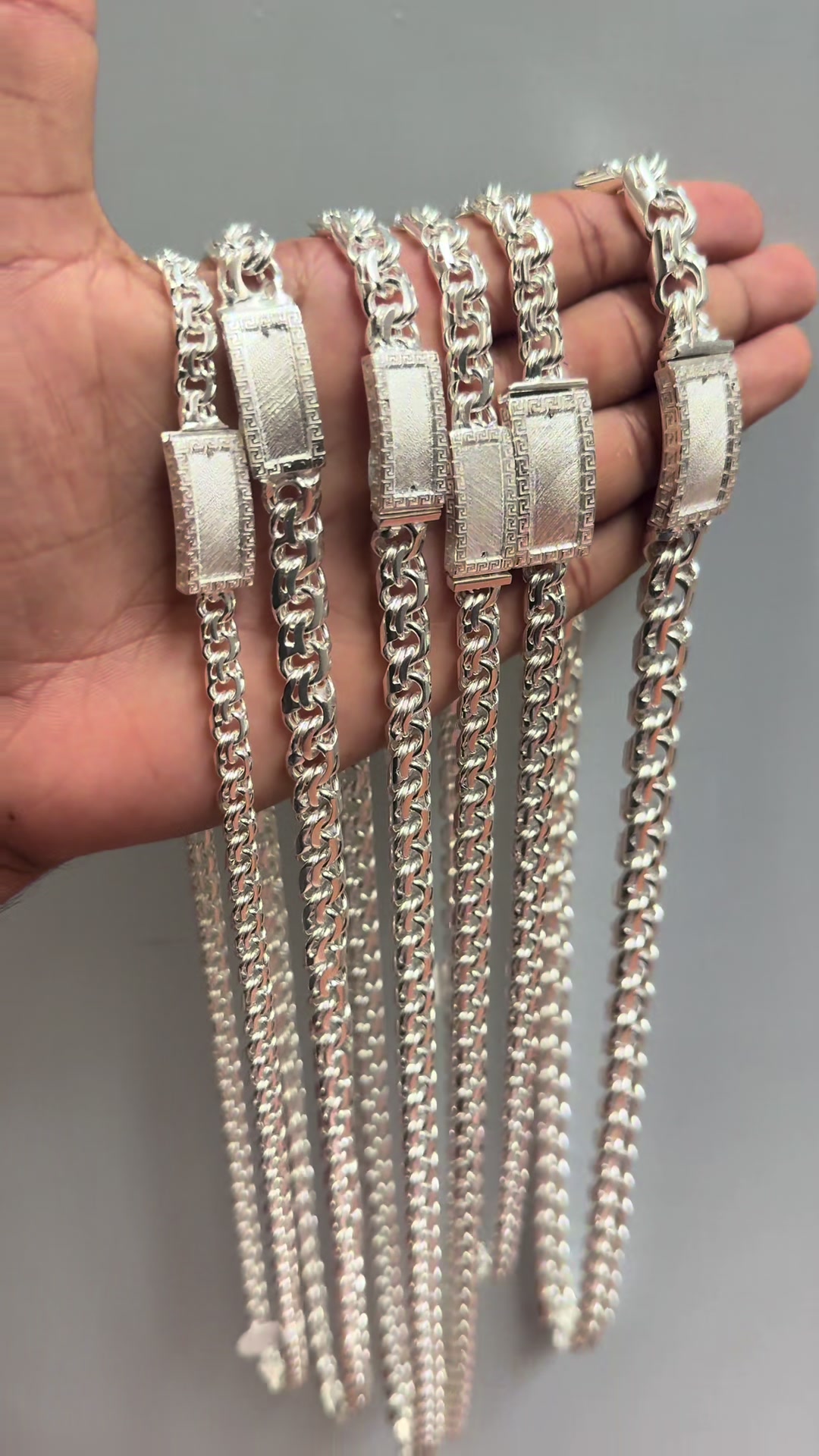 @AliJewelers