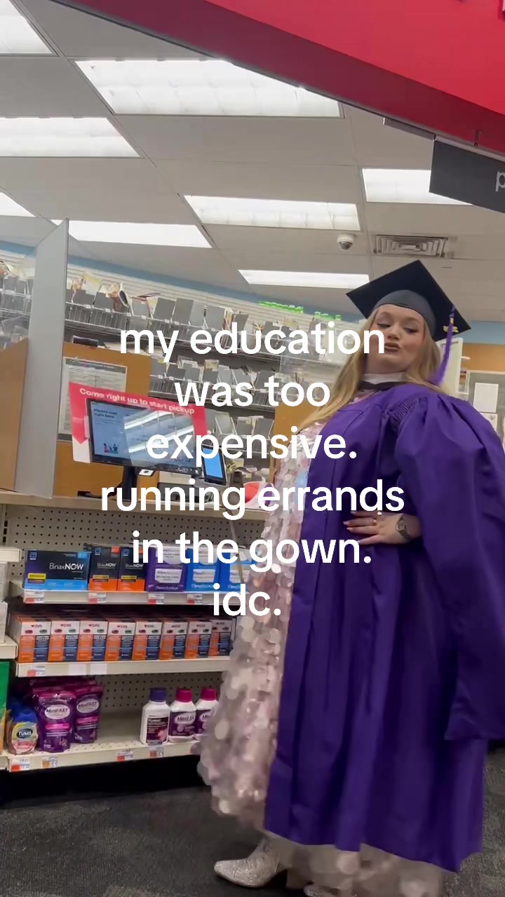 @Katie Bradshaw