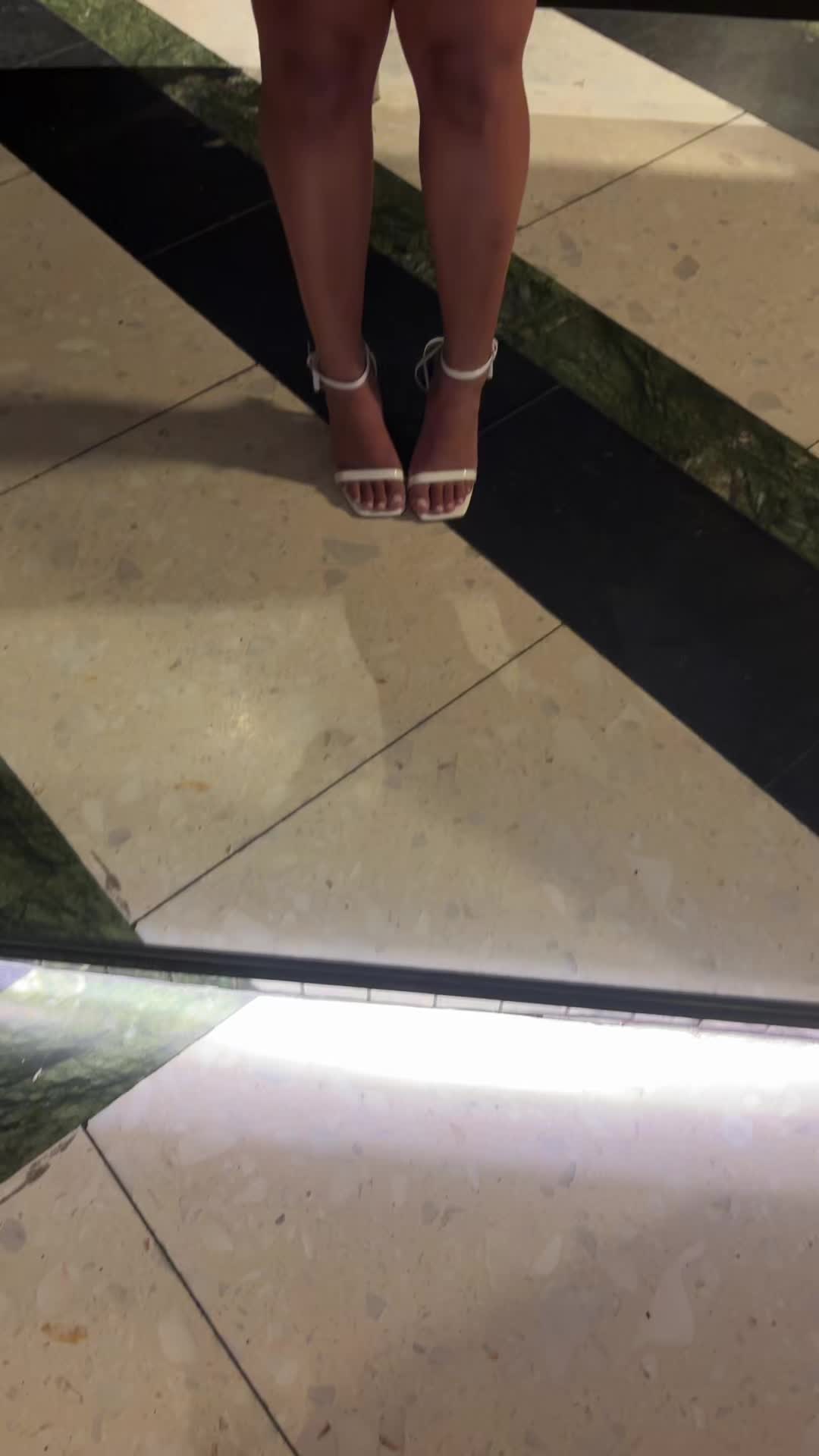 @Leyla Ochoa 💘