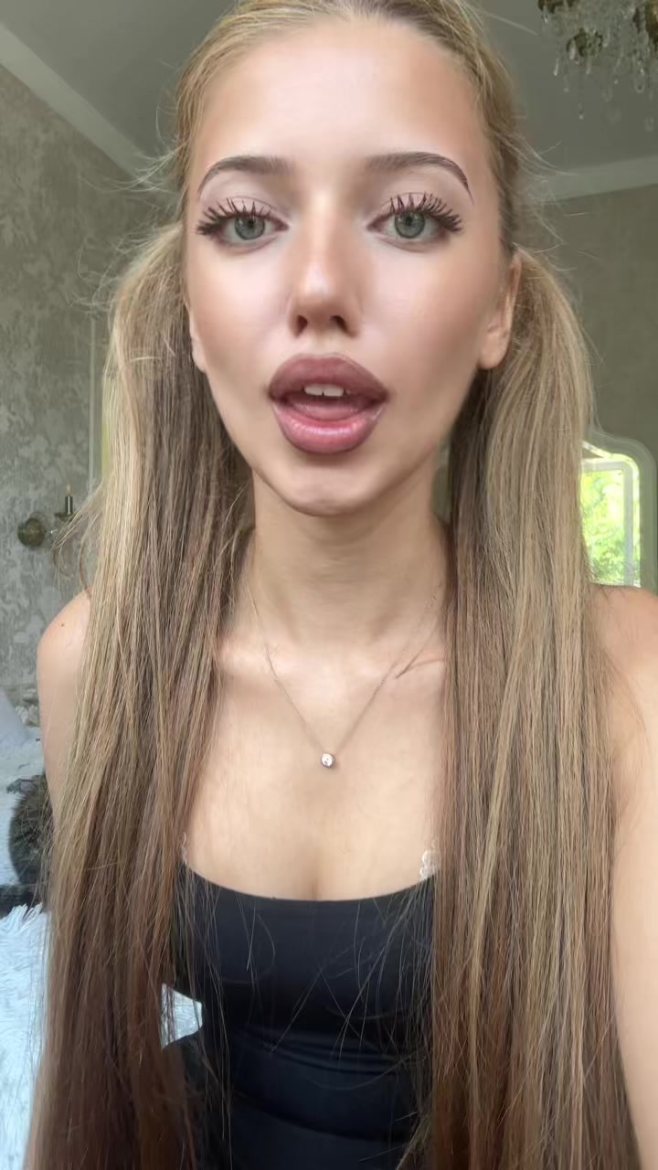 @eveelyaaa