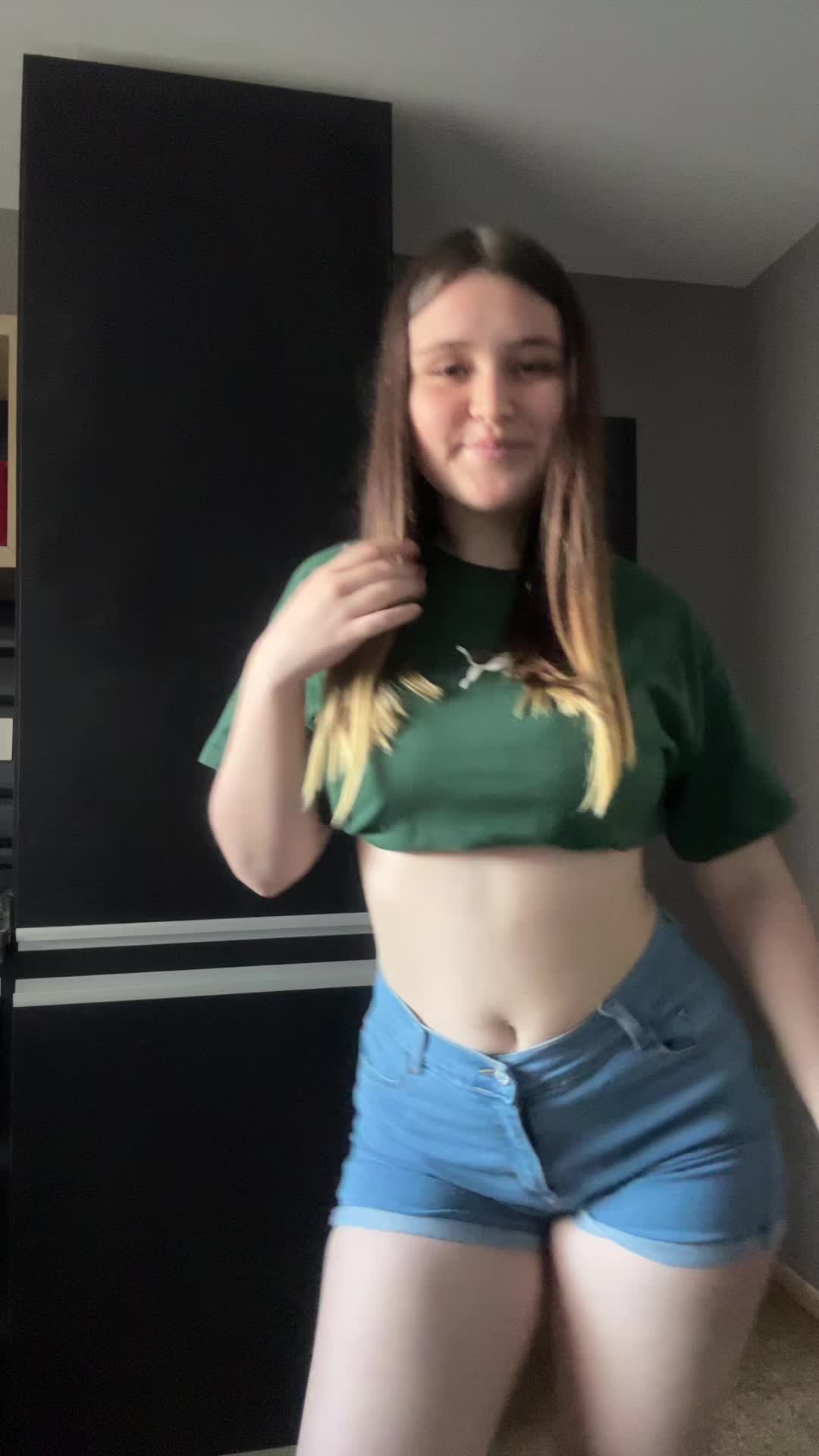 @Samii🍒