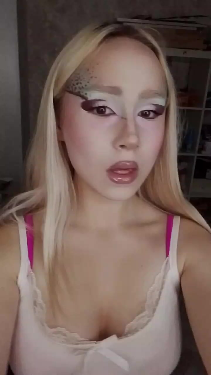 @нимфоманка
