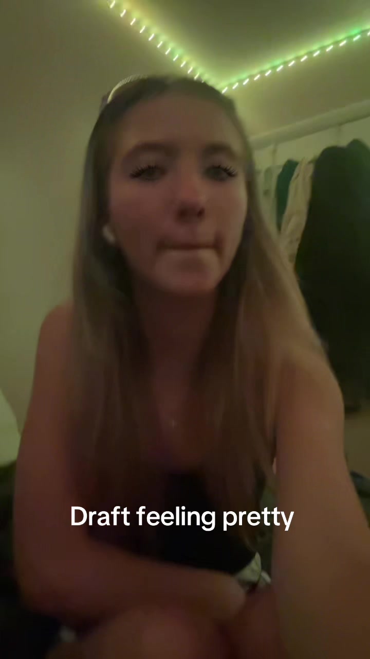 @livy.poo.16