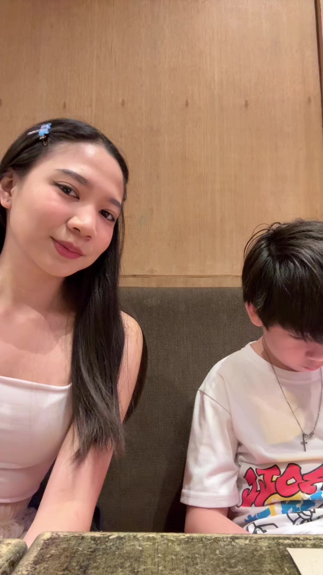 @Ayiii