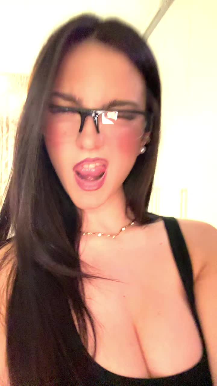 @flaviadoor