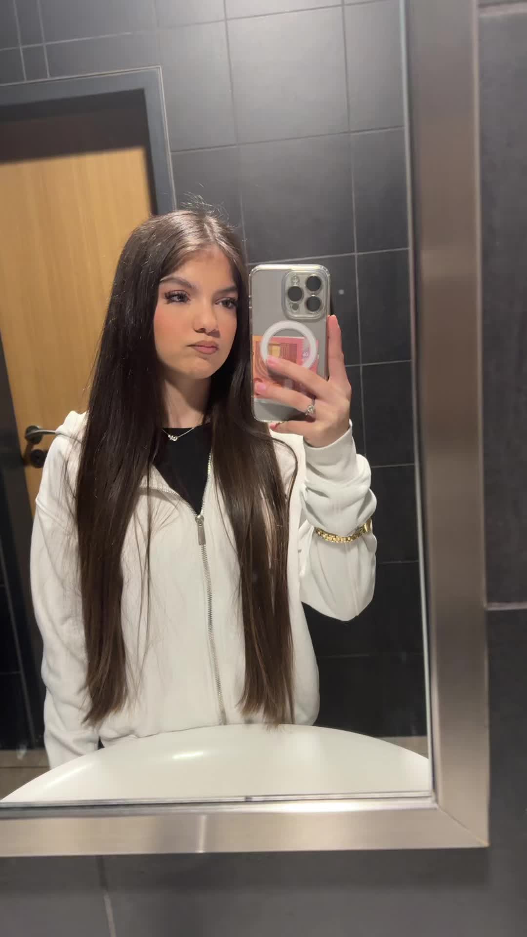 @sara