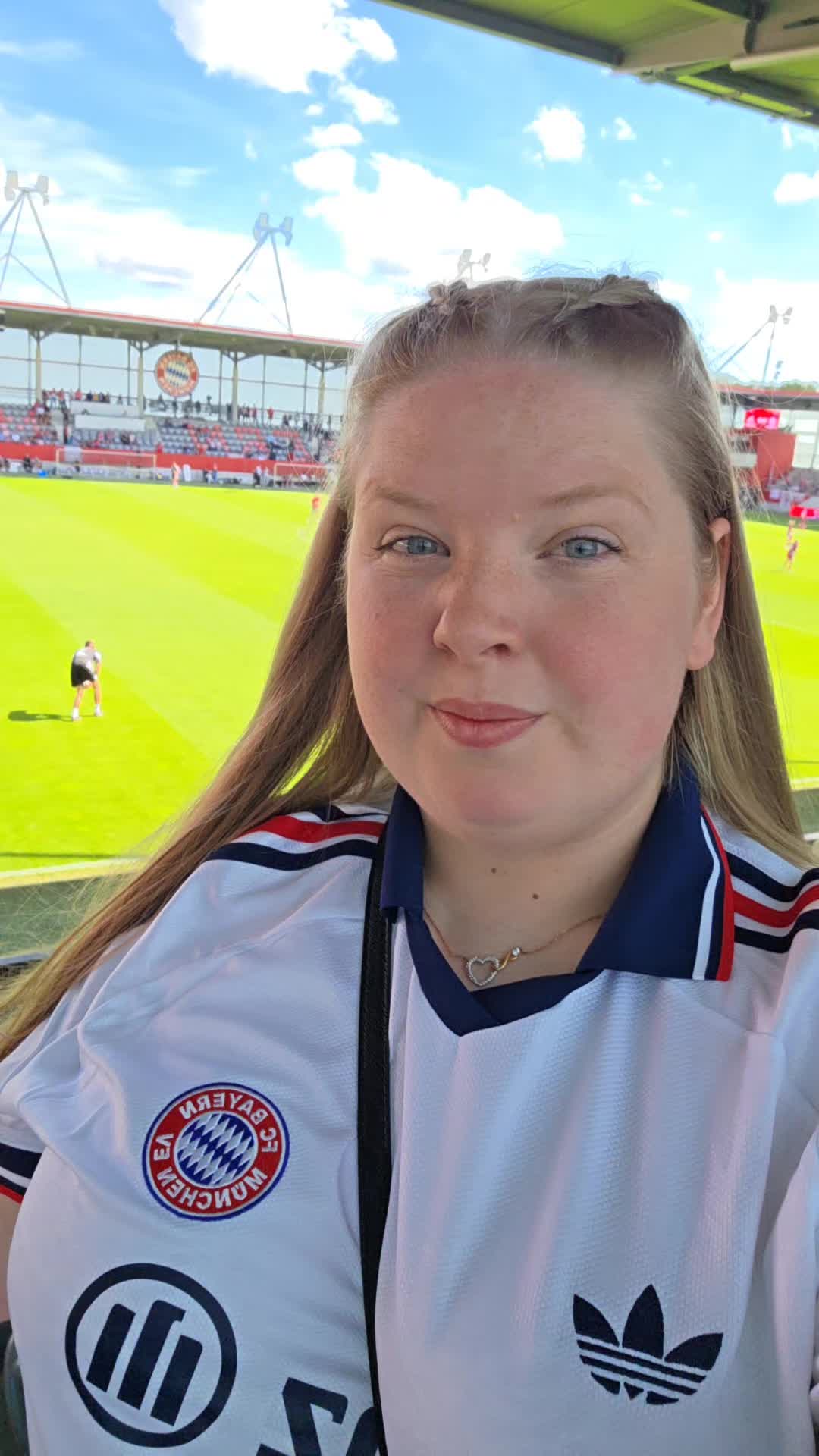 @MiaSanLele