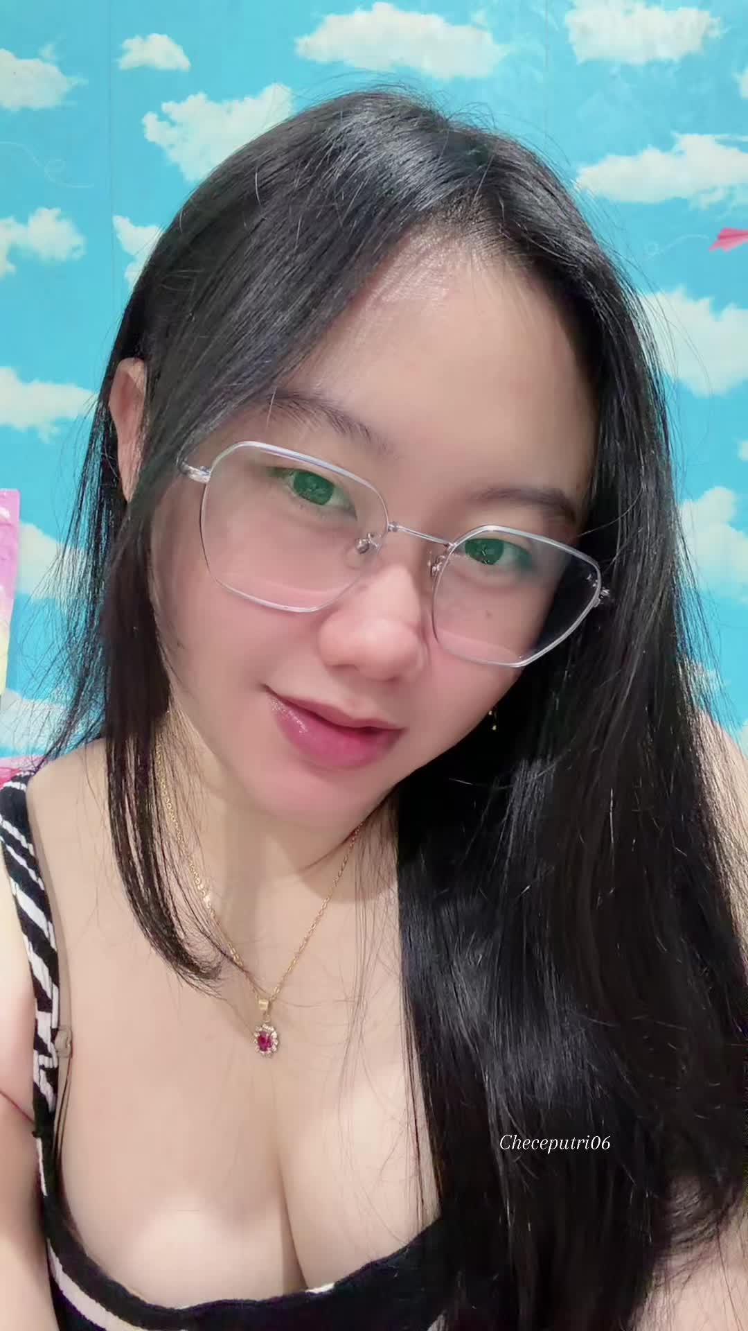 @Checeputri06