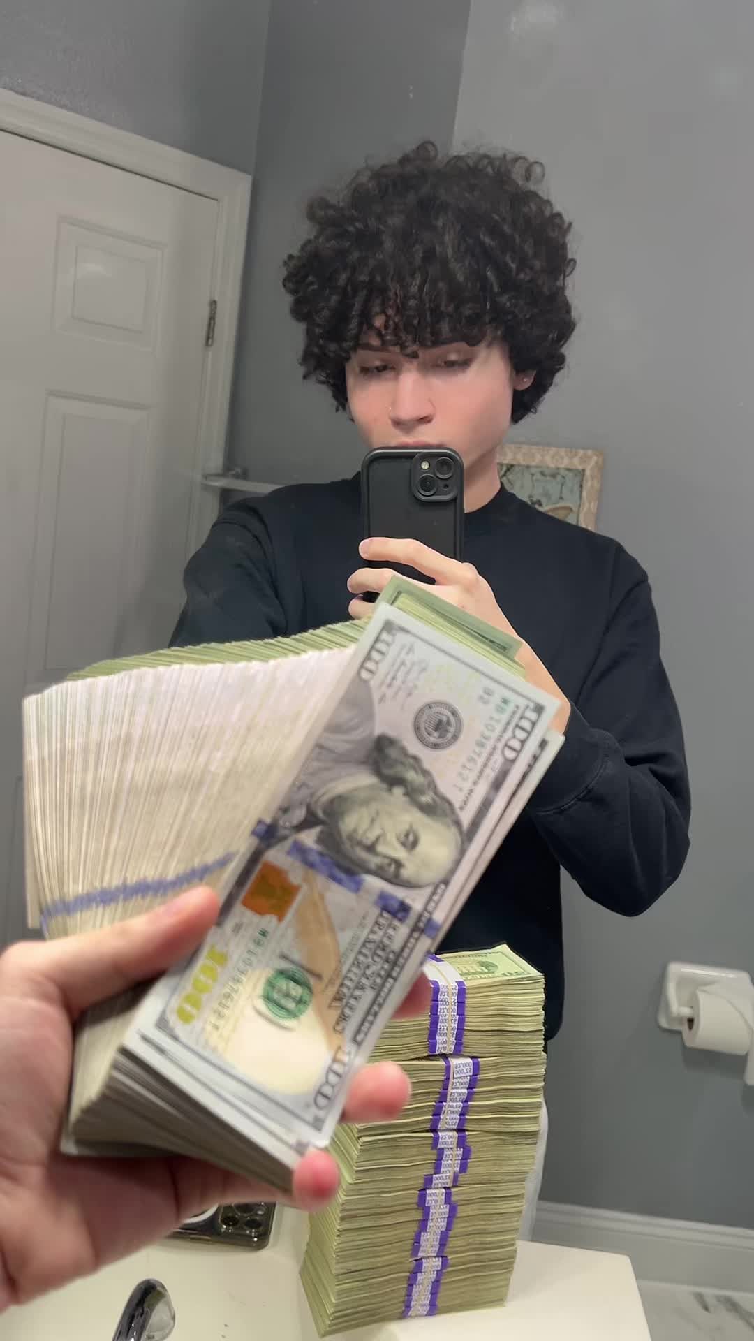 @Jslo