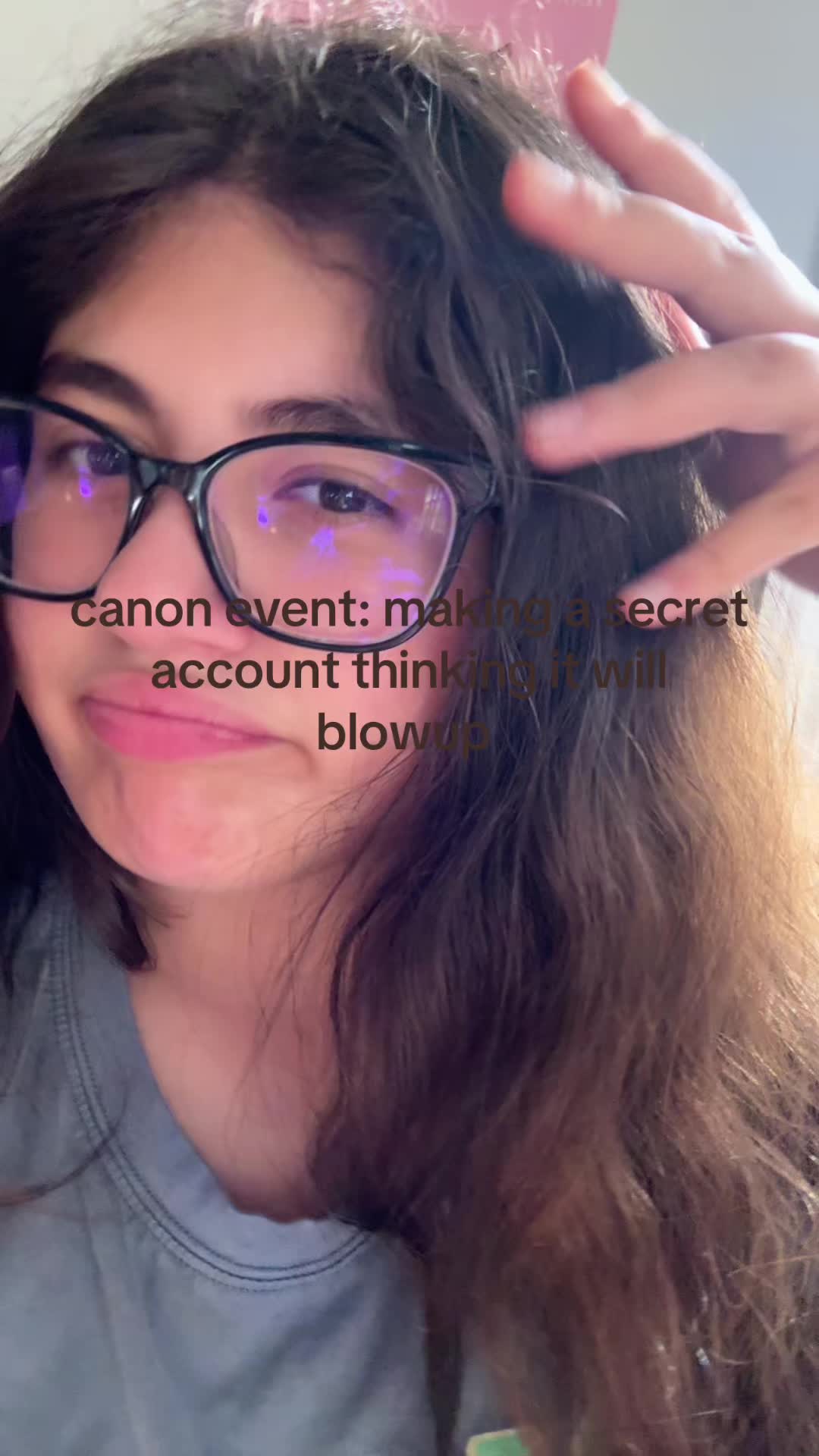 @??