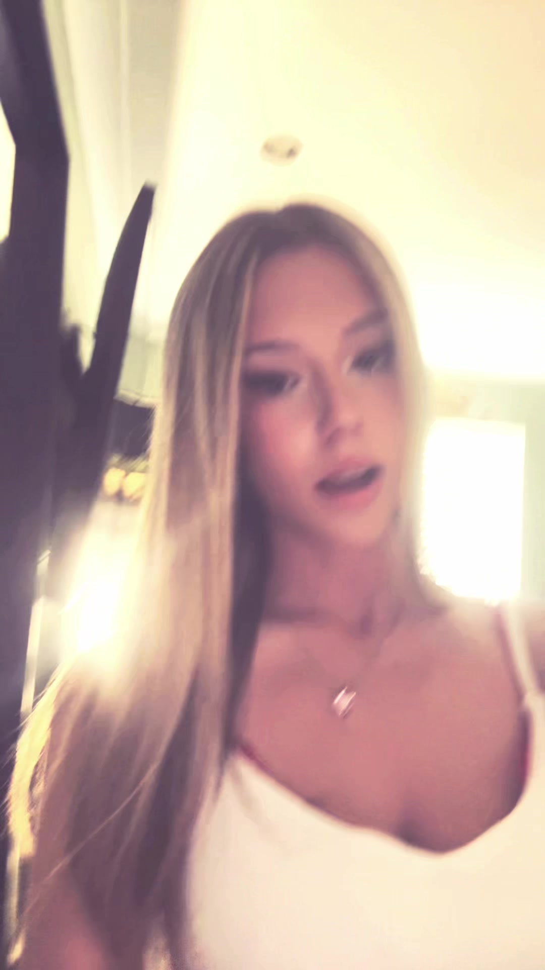 @𝐑𝐄𝐍𝐀𝐄🤍