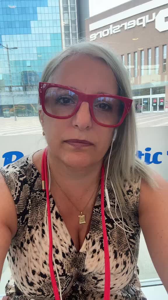 @calabrisella70