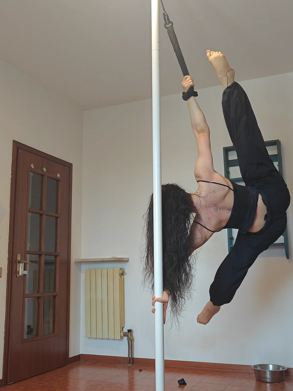 @acrobatic___