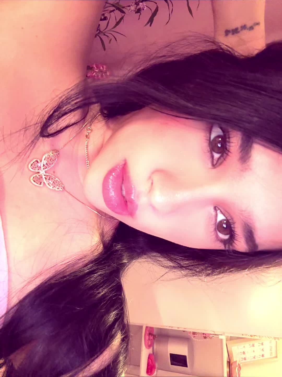 @Camila Luna