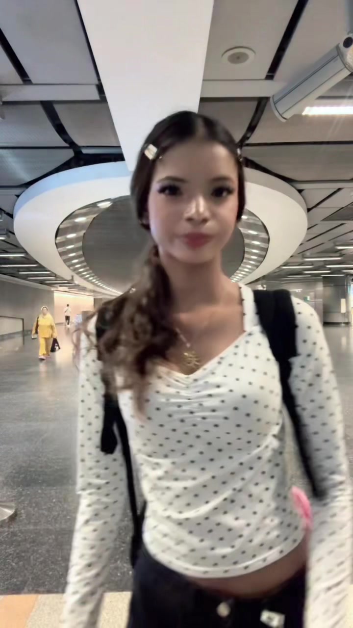 @aamora