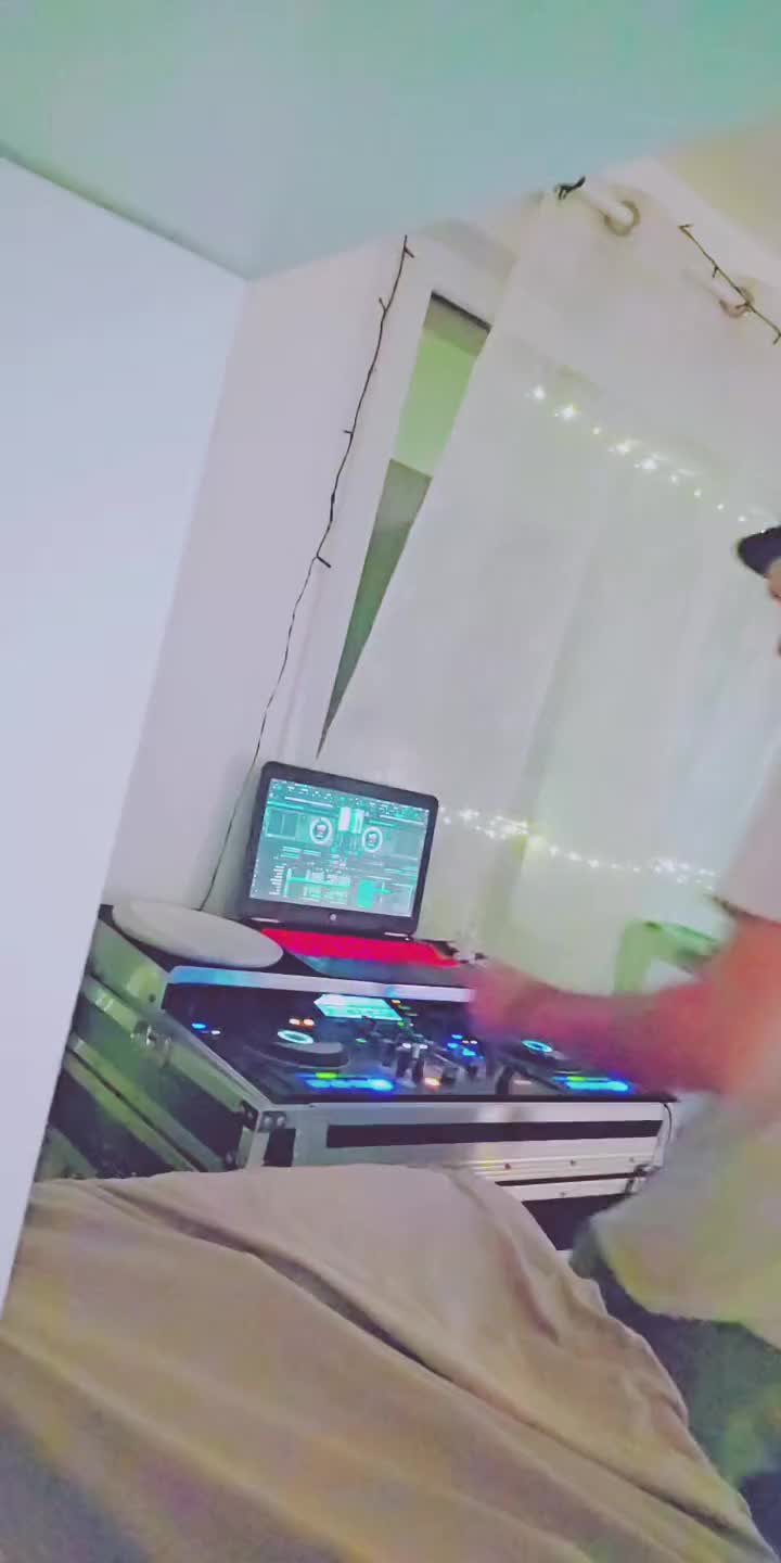 @DJ DARK