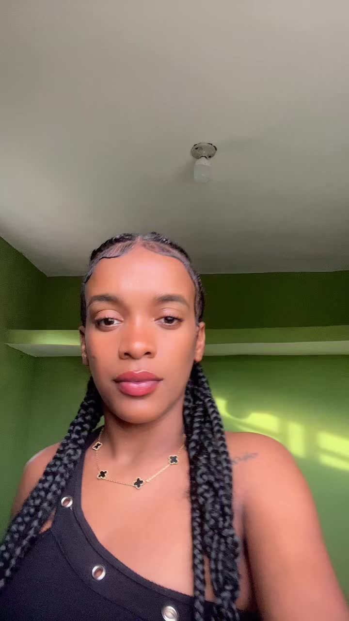 @Lasmella3030