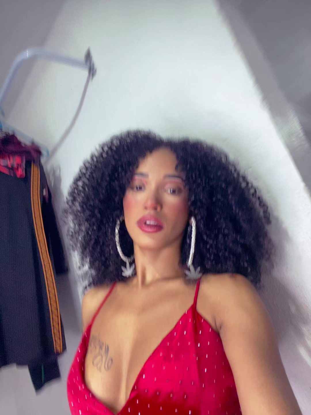 @MENINANINA