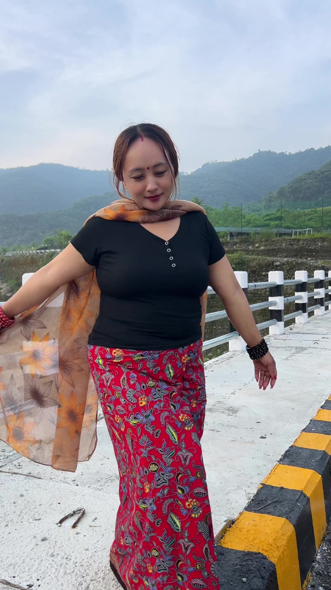 @PARU GURUNG