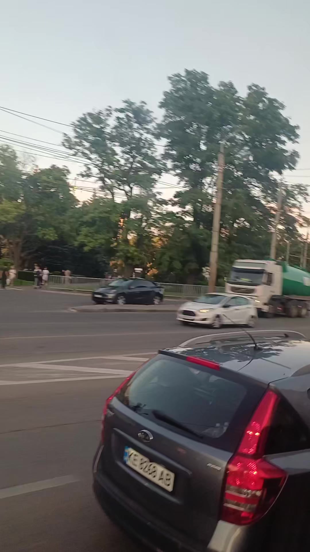 @Саша ( Метр )