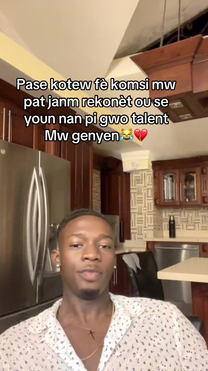 @CALL Me LeWiS