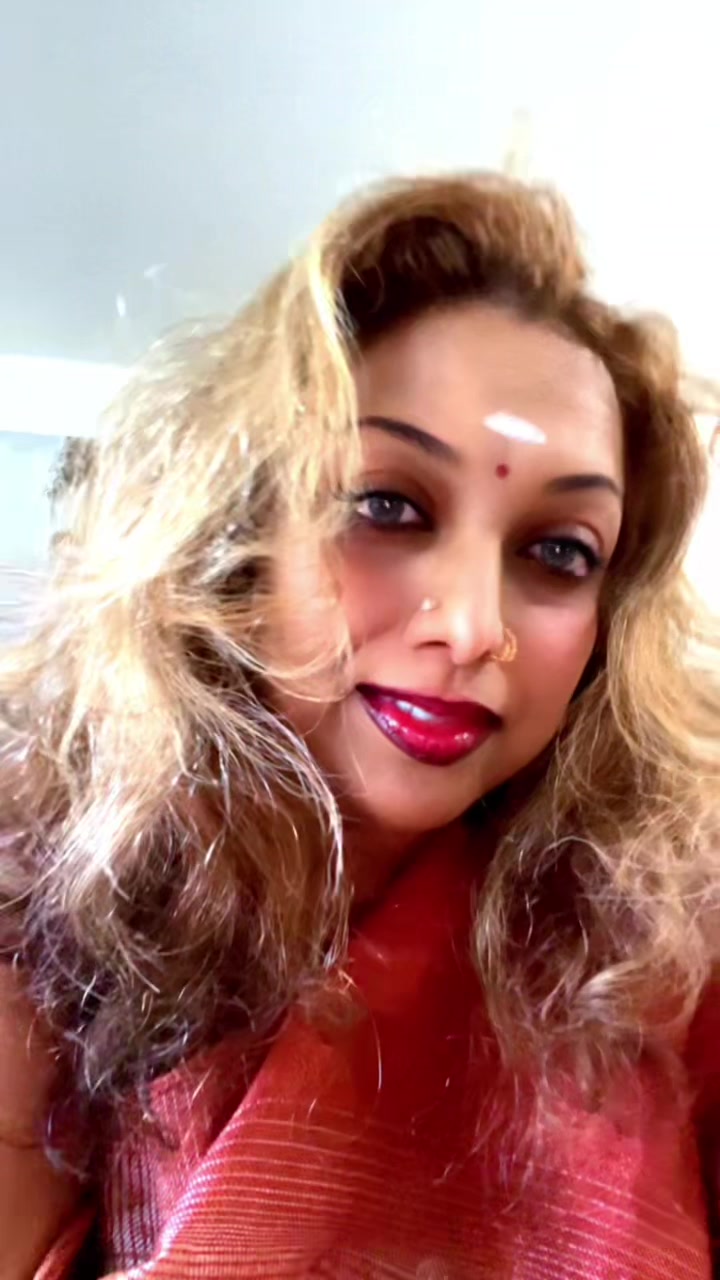 @Shobananava🇨🇦🇱🇰🇸🇬🇳🇬