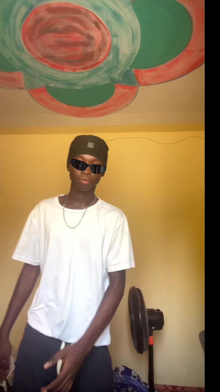 @@bise___xeucha🇸🇳😜🧠