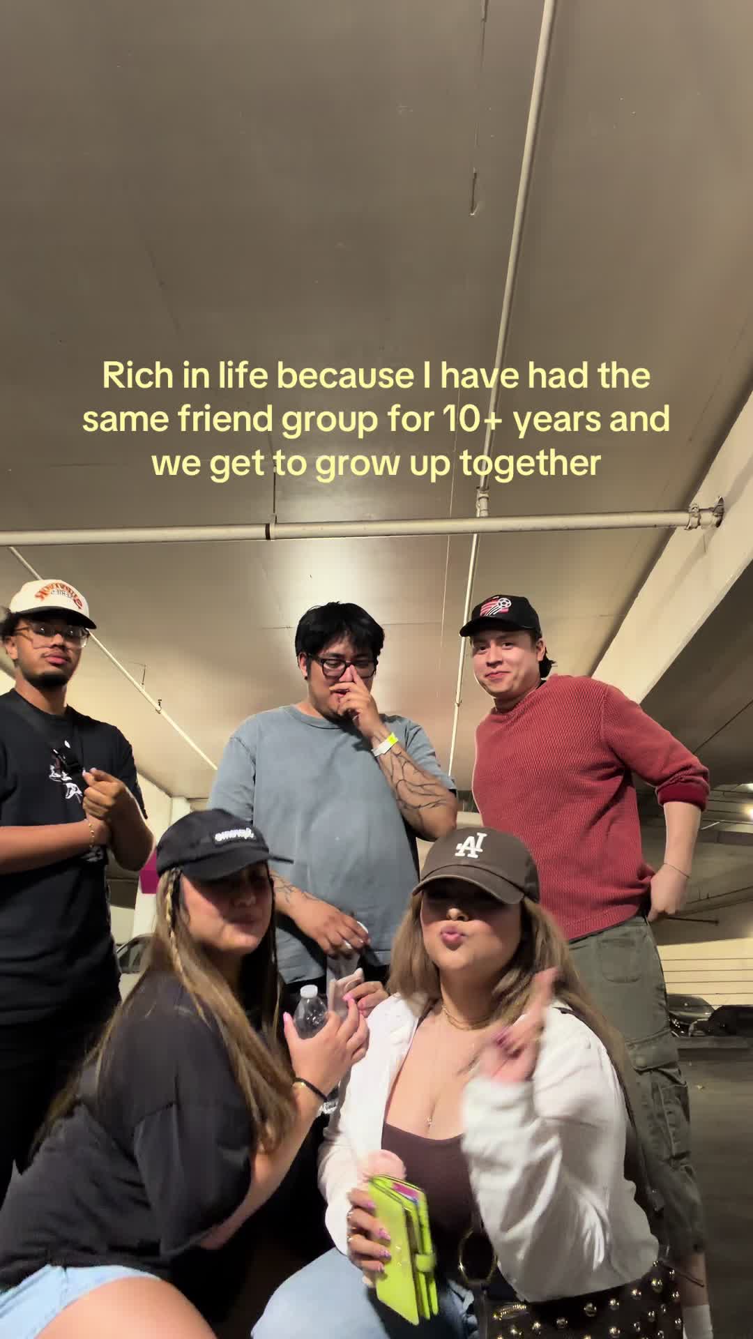 @emzz
