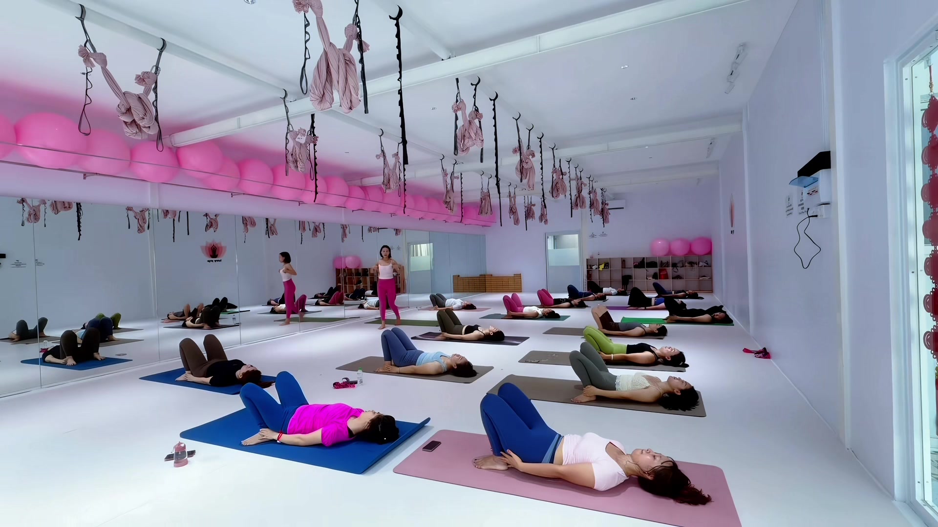 @SUNNY YOGA @MDY