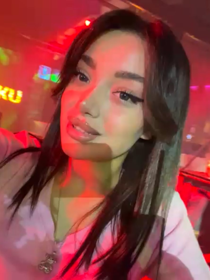 @𝐔𝐥𝐲𝐚🤍