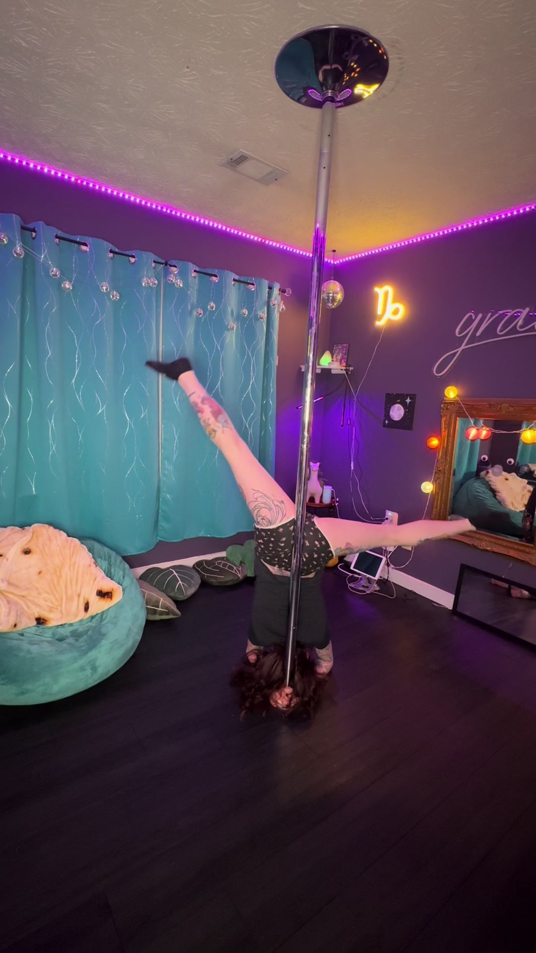 @Emma Celeste