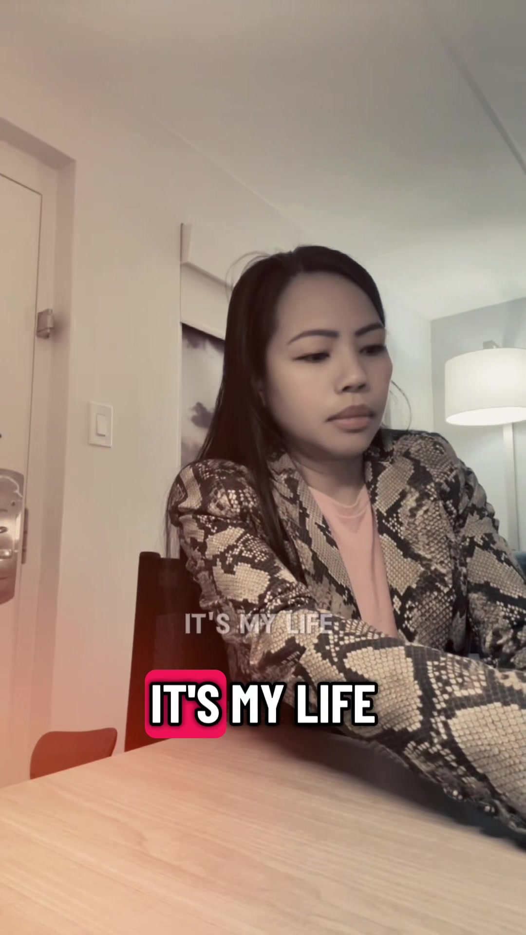 @Chelovequiao