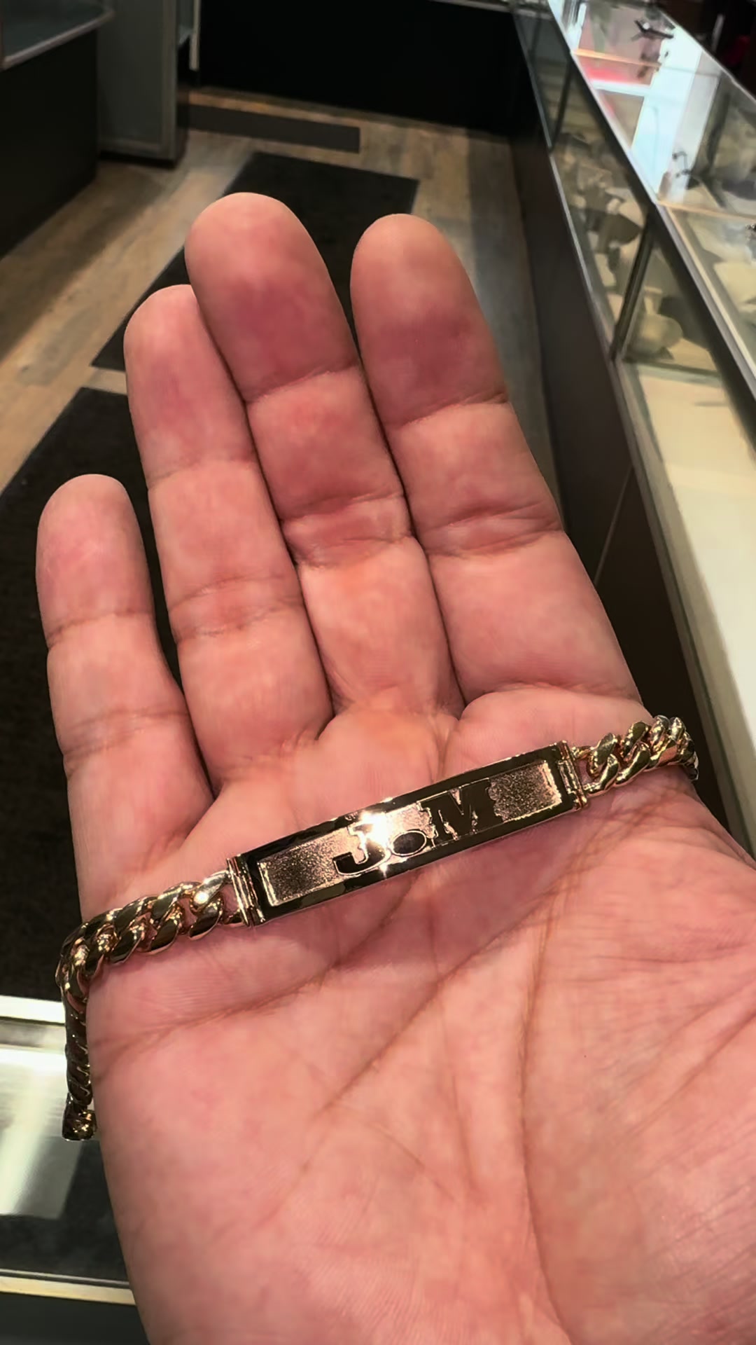 @Tito&rsquo;s Jewelry
