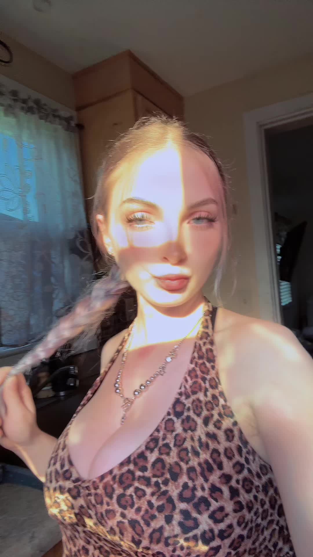 @Miabella