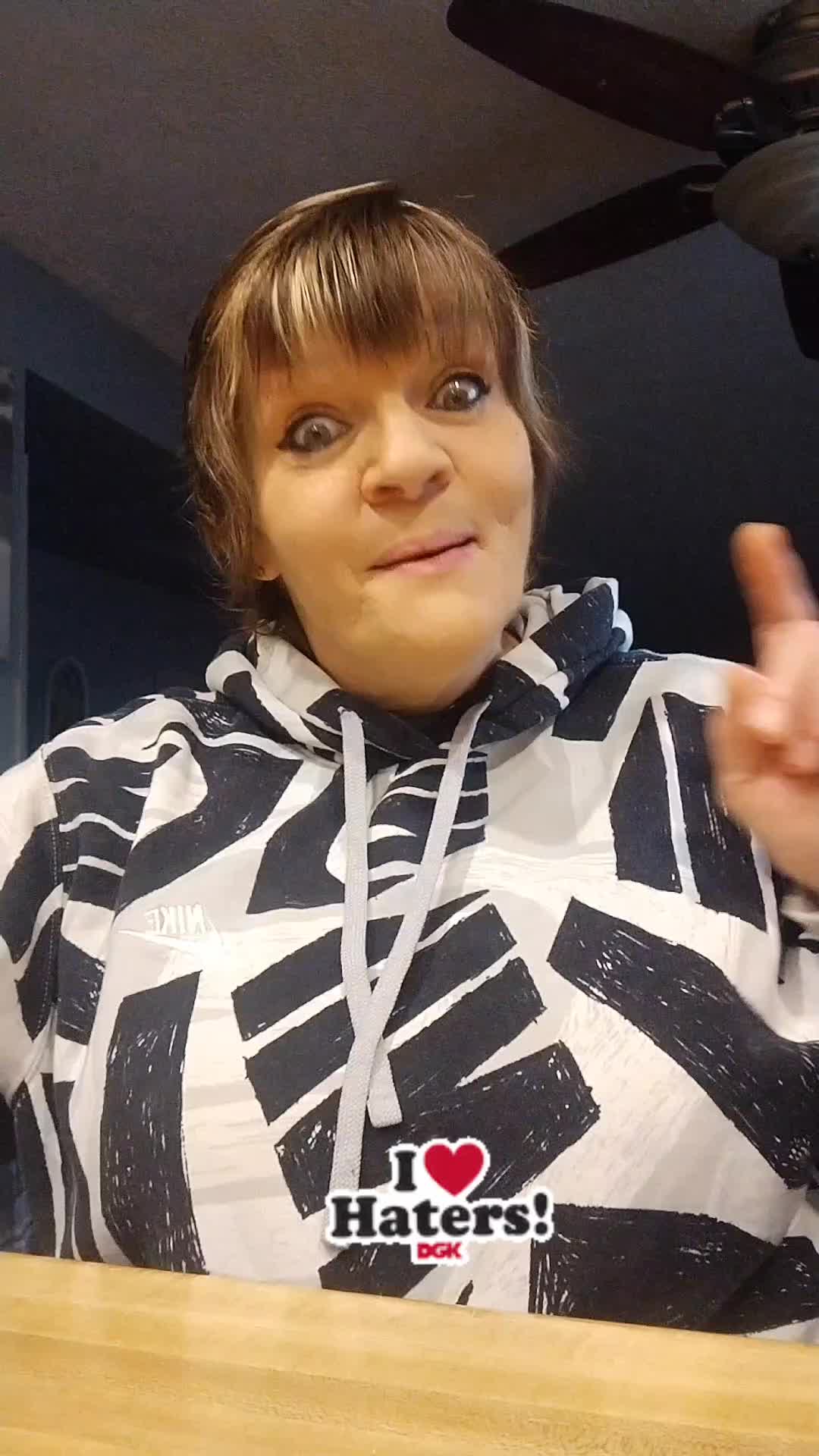 @Angela H