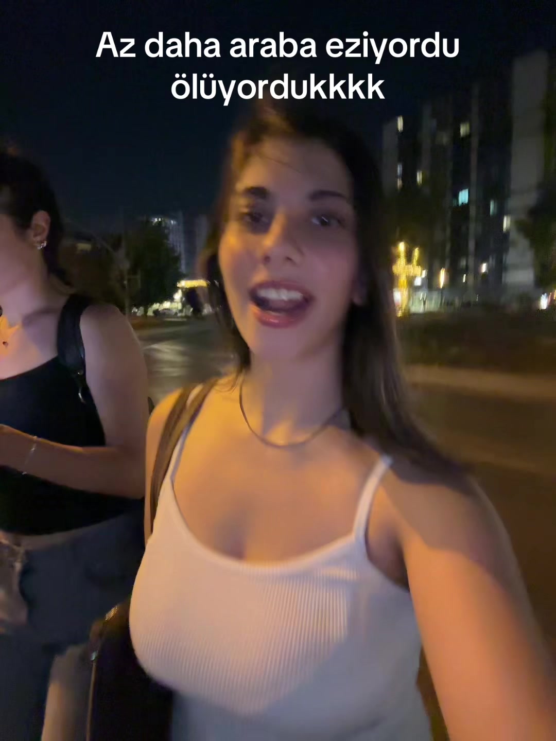 @zeyneepnuro