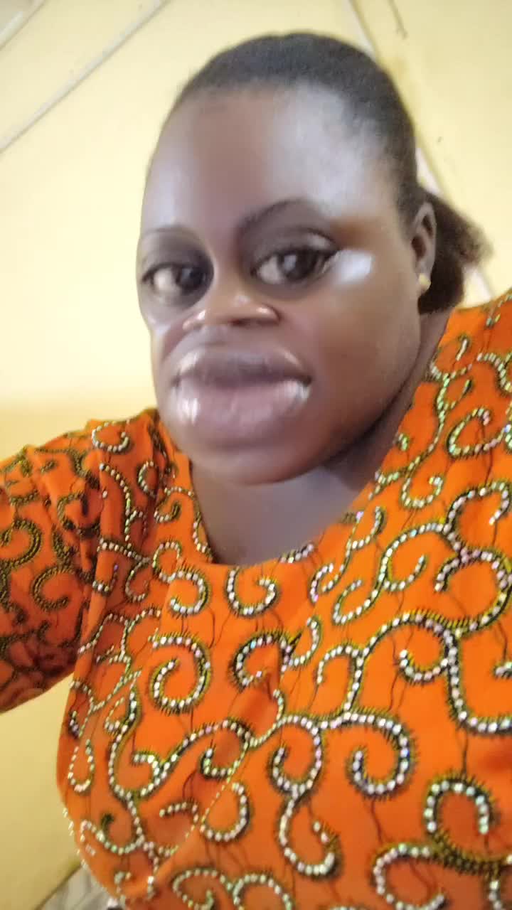 @Esther DOSSOU(Robyla Diva)🇧🇯