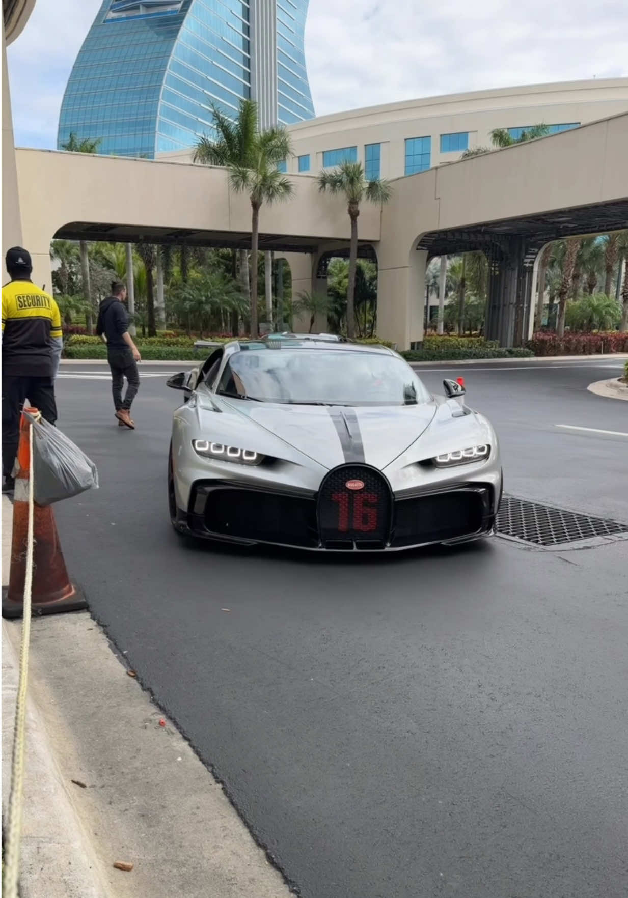 @ShootingCars