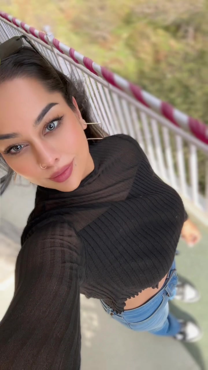 @R💕