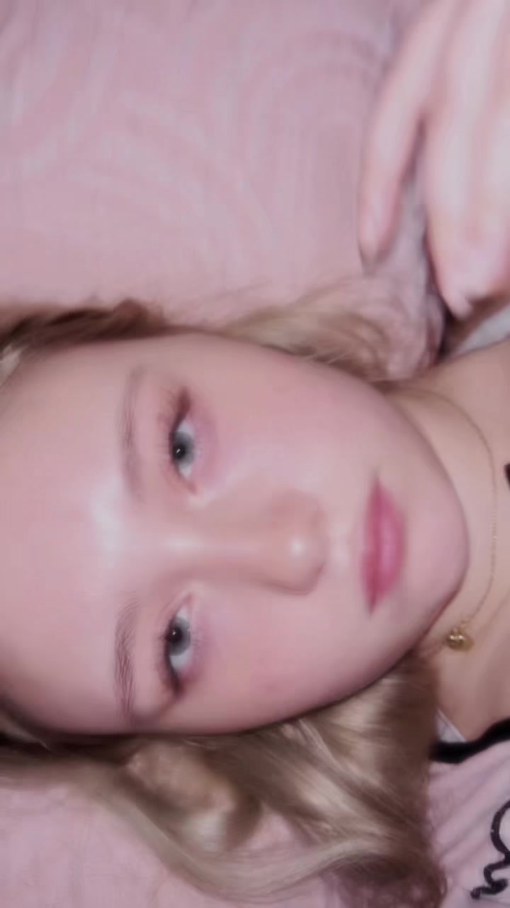 @Jezzibel
