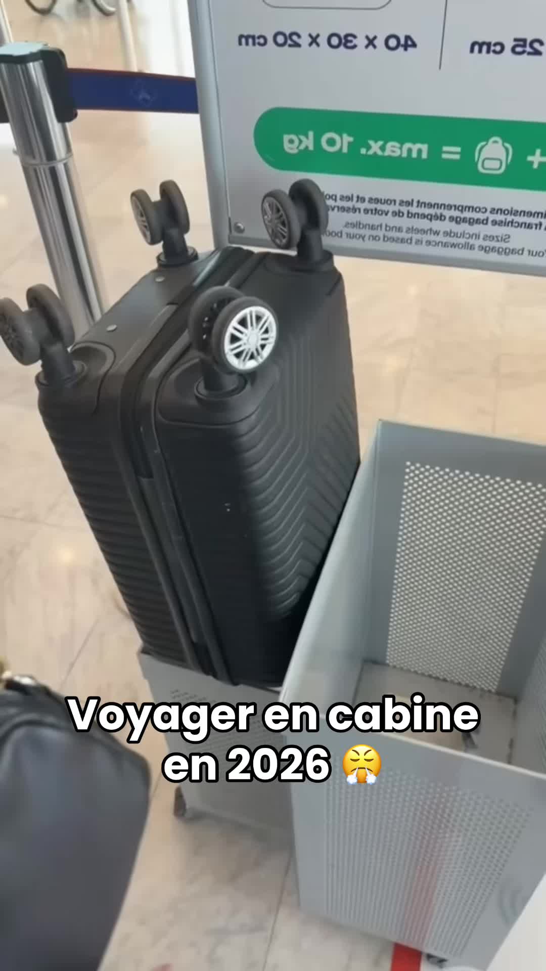 @AIRTRAVIA