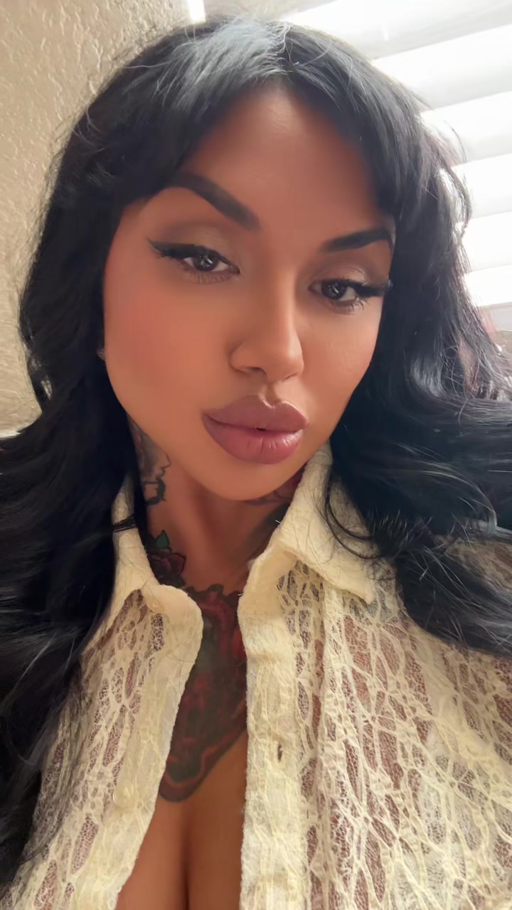 @ItsGiaaa🍒