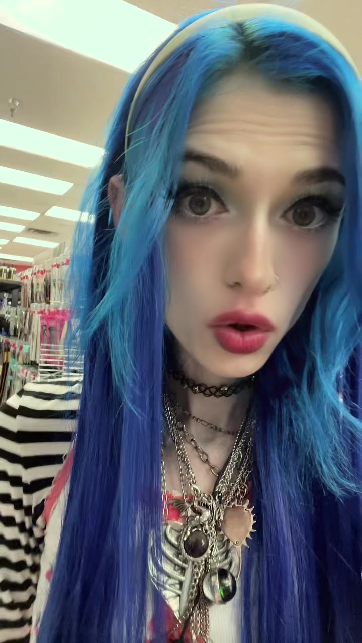 @Quirky_cosplays