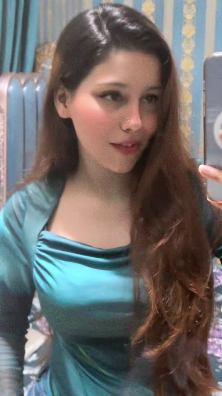@𝑺𝒂𝒓𝒂 𝑹𝒂𝒋𝒑𝒖𝒕🕊️🫀