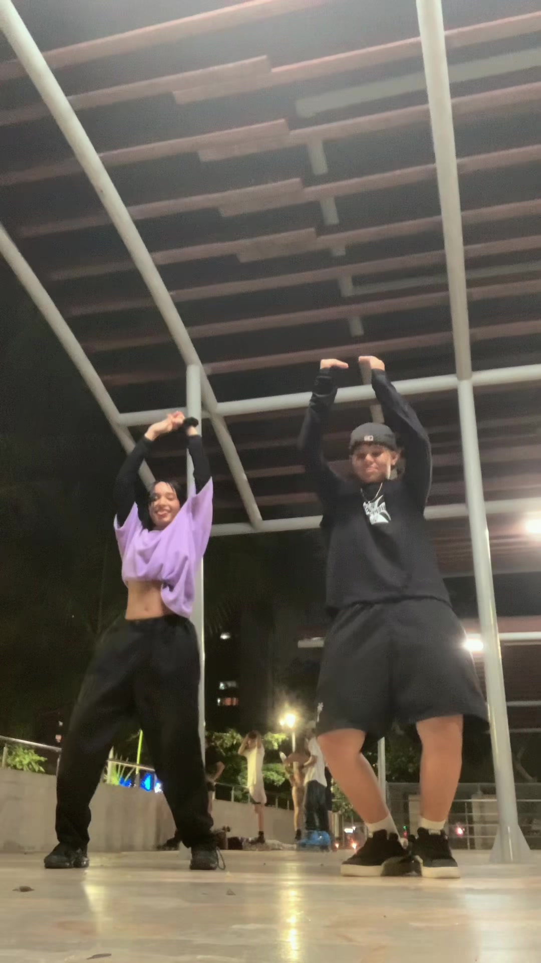 @whoistino