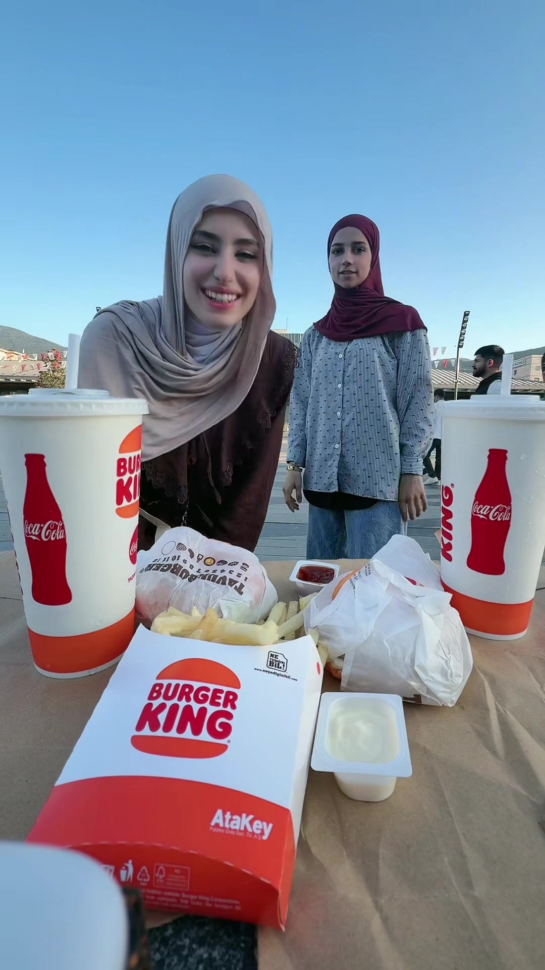 @حياة