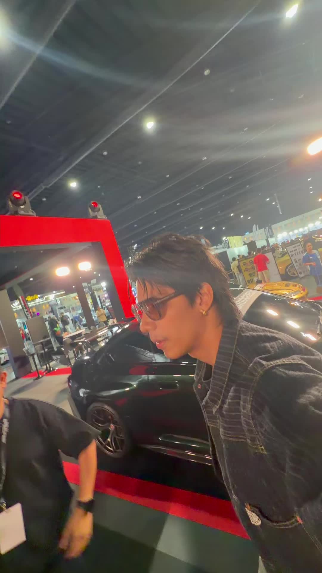 @อูโน่ หลาวทอง