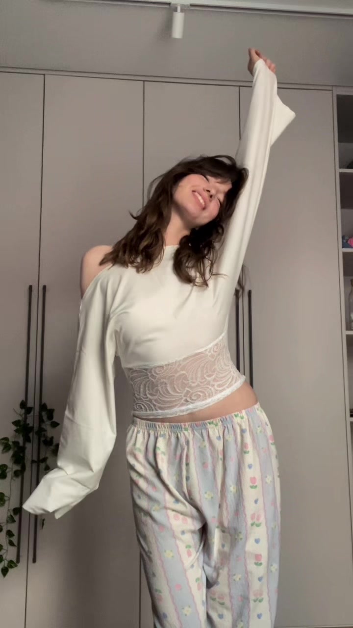 @Асика
